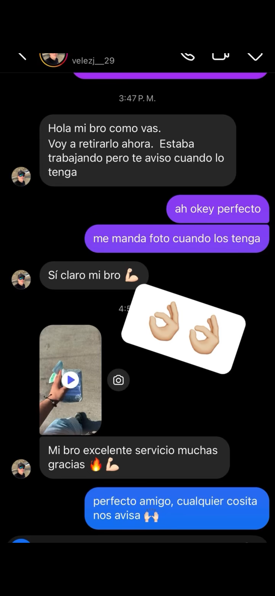 Foto de cliente feliz